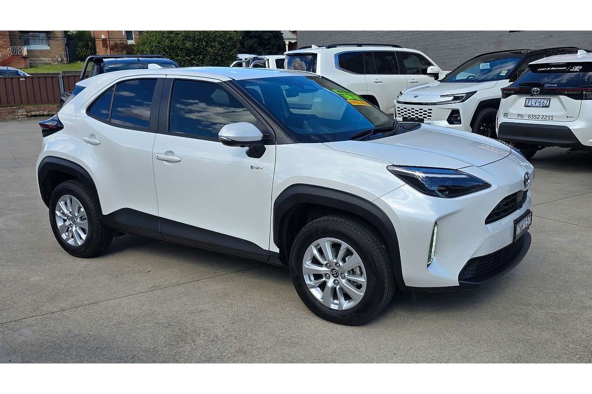 2025 Toyota Yaris Cross GXL MXPJ10R