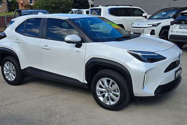 2025 Toyota Yaris Cross GXL MXPJ10R