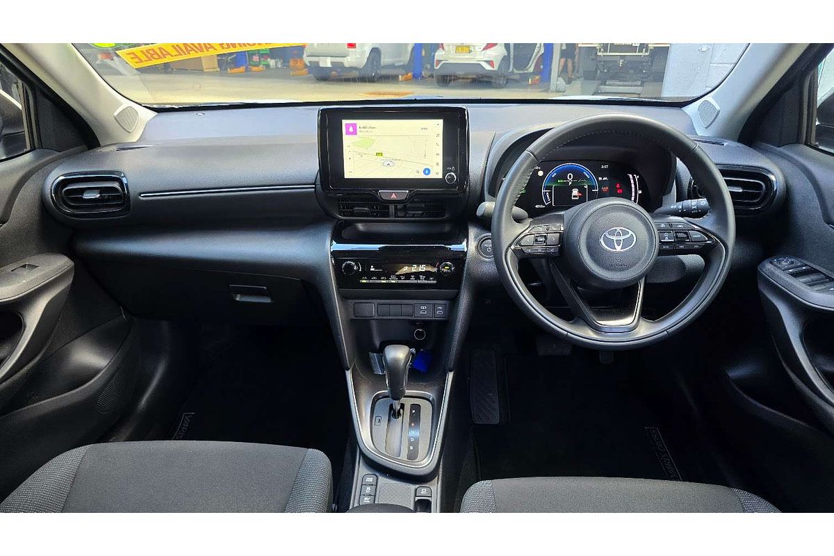 2025 Toyota Yaris Cross GXL MXPJ10R