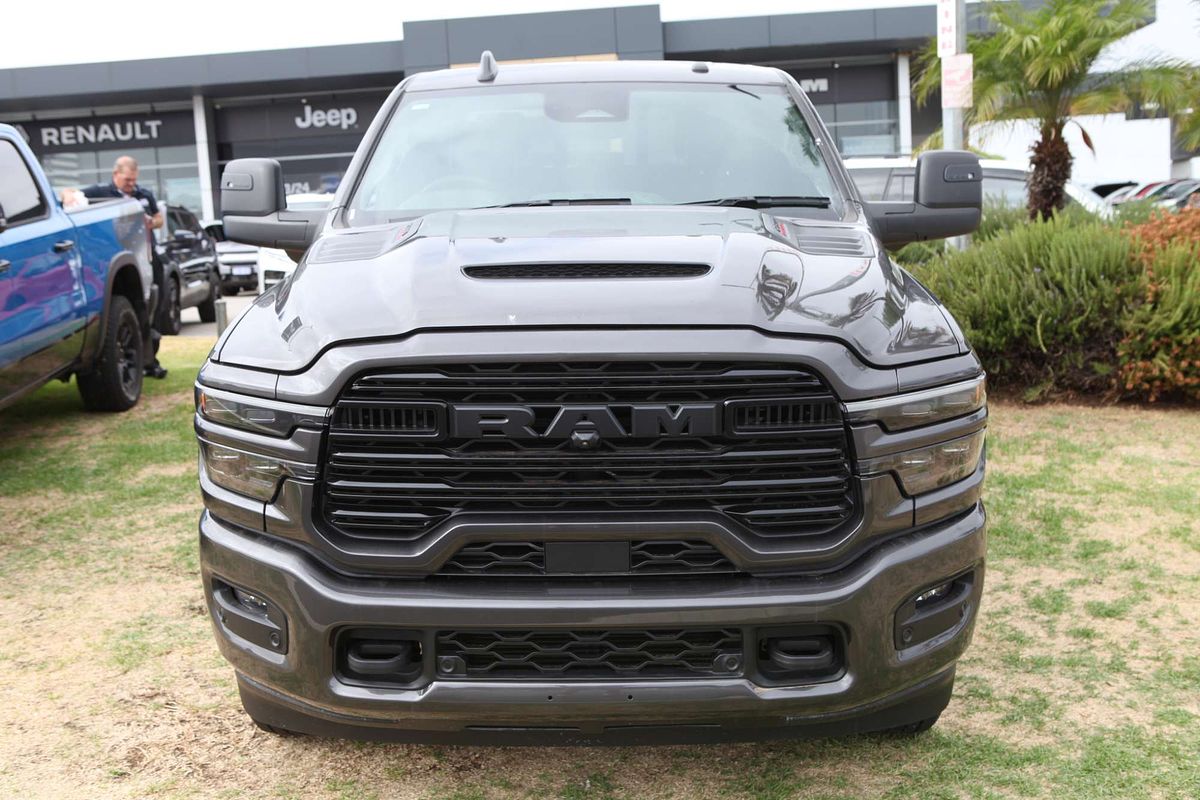 2025 RAM 2500 Laramie DJ 4X4
