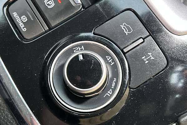 2023 Isuzu MU-X LS-T thumb-16