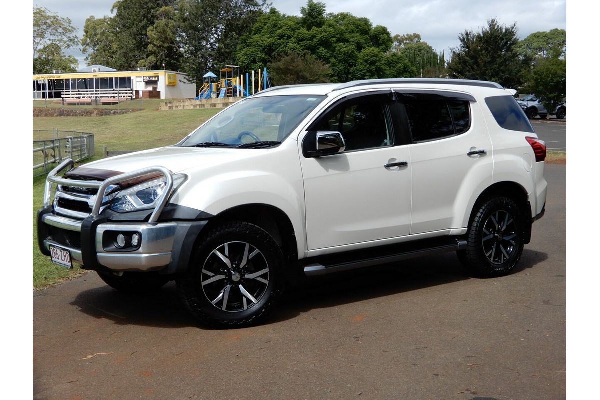 2019 Isuzu MU-X LS-T
