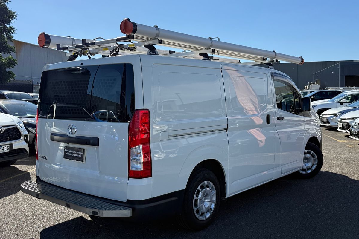 2022 Toyota Hiace GDH300R LWB