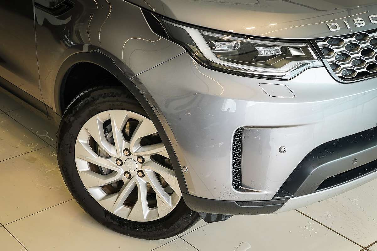 2021 Land Rover Discovery D300 S Series 5