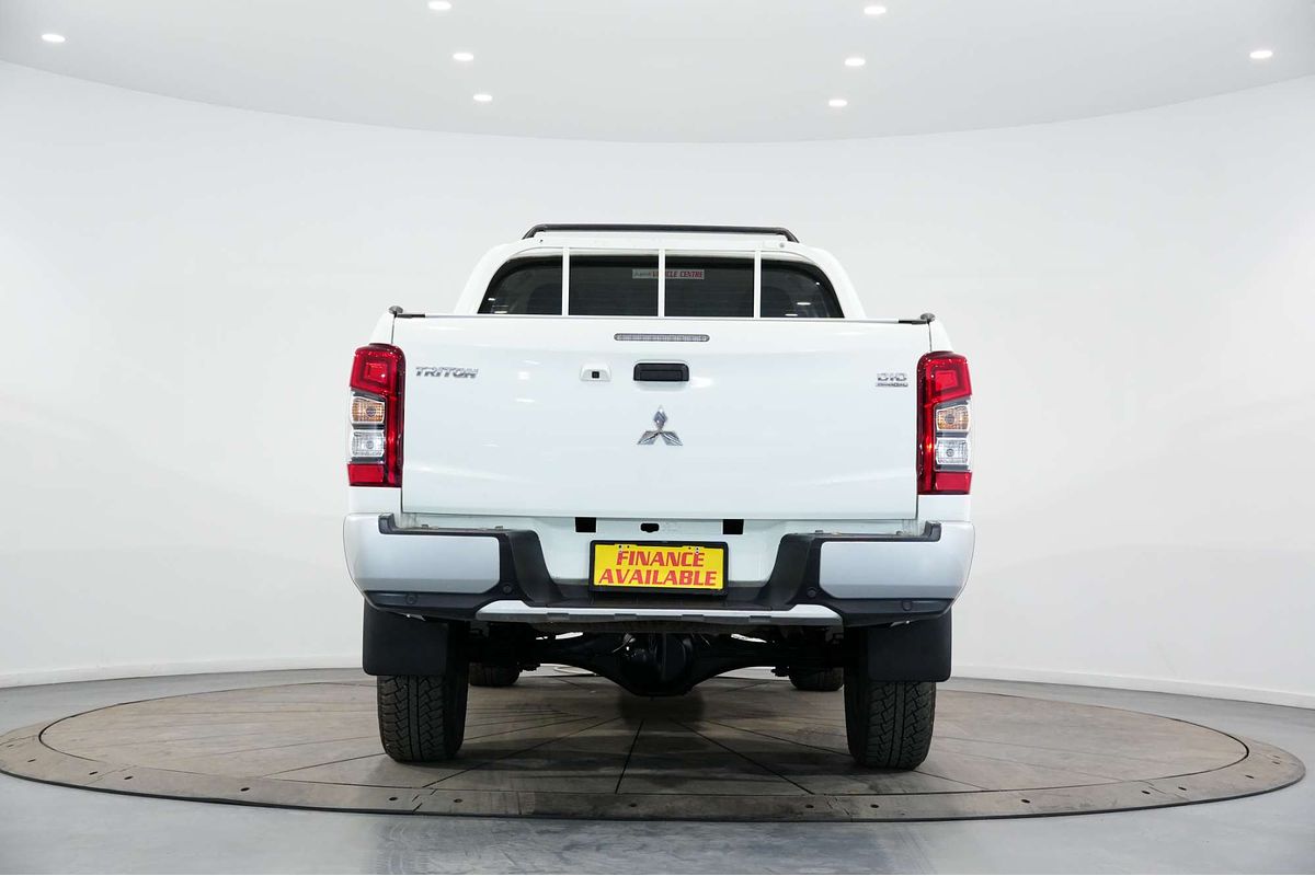 2019 Mitsubishi Triton GLX ADAS MR 4X4