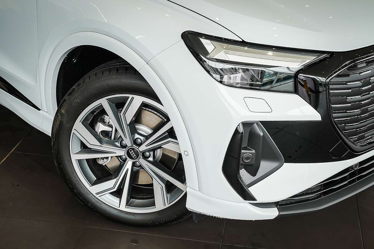 2025 Audi Q4 e-tron 45 F4