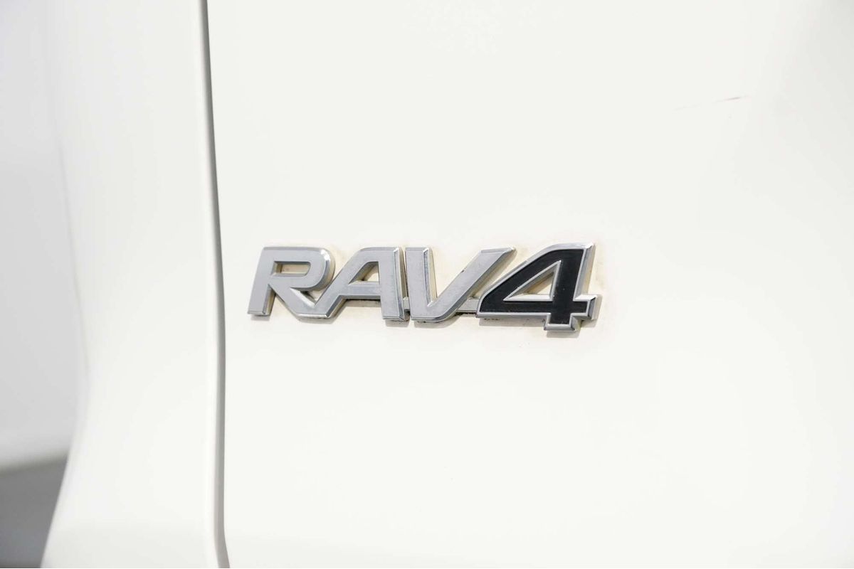 2020 Toyota RAV4 GX AXAH52R