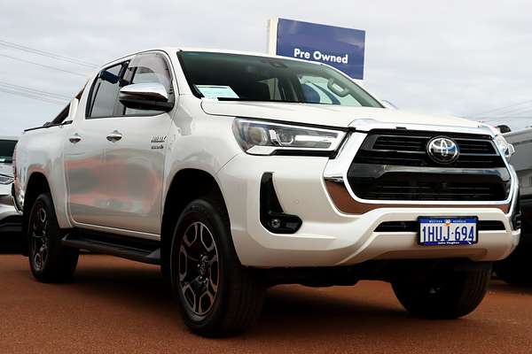 2023 Toyota Hilux SR5 GUN126R 4X4