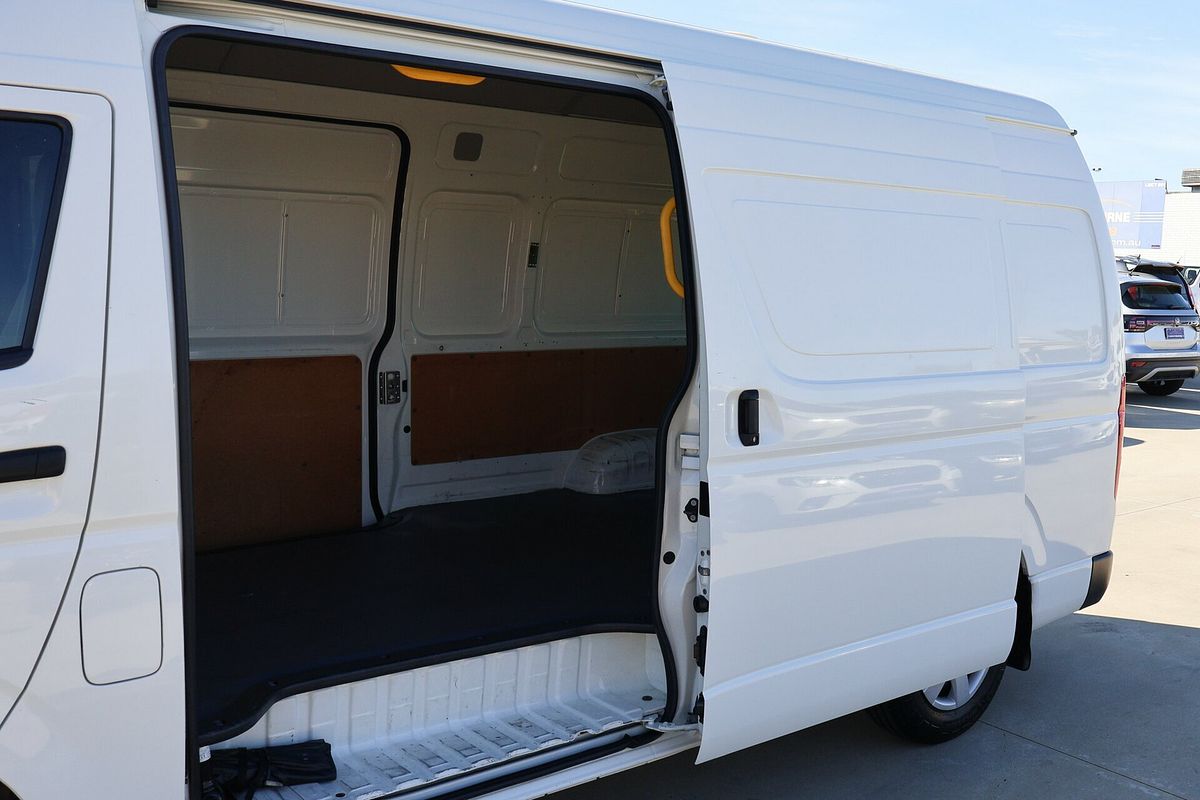 2016 Toyota Hiace KDH221R ELWB High Roof