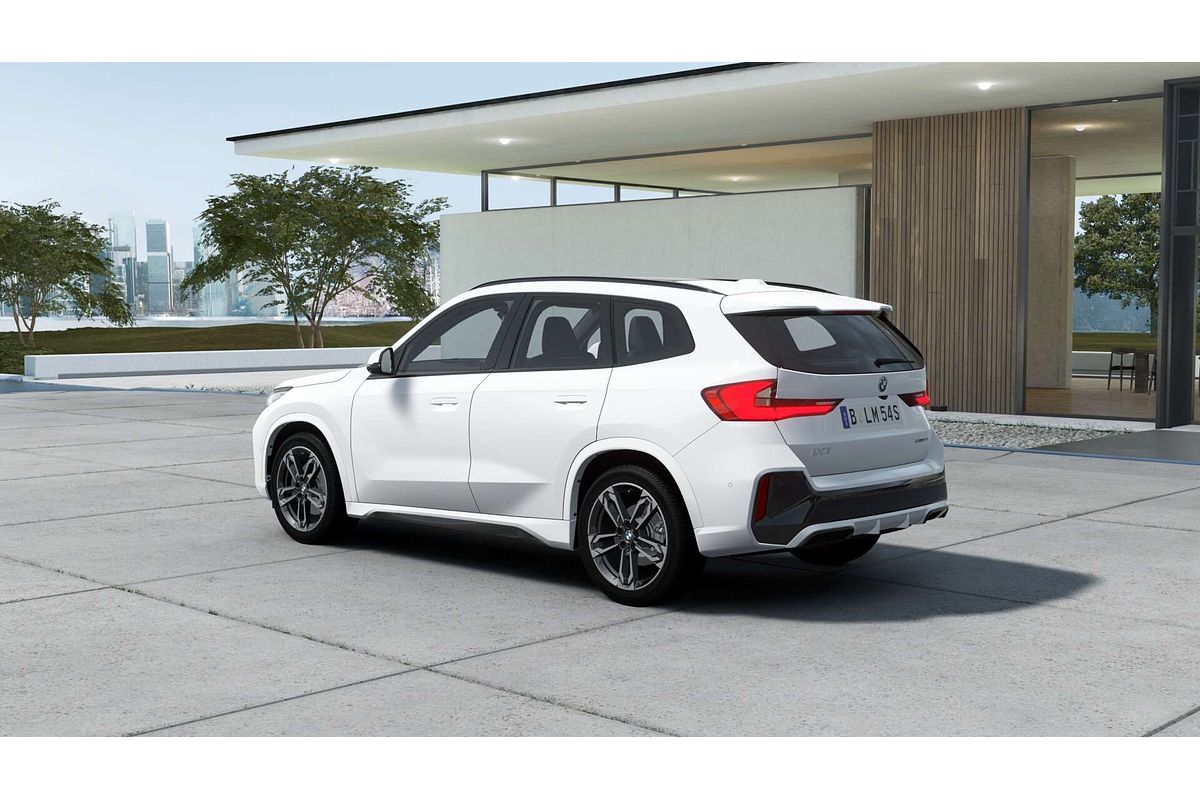 2026 BMW iX1 xDrive30 M Sport U11