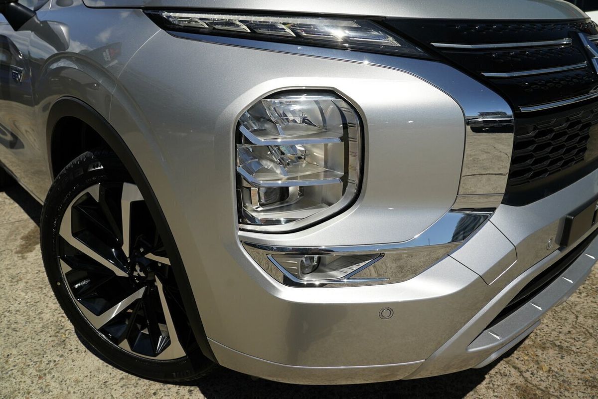 2025 Mitsubishi Outlander PHEV Exceed Tourer ZM