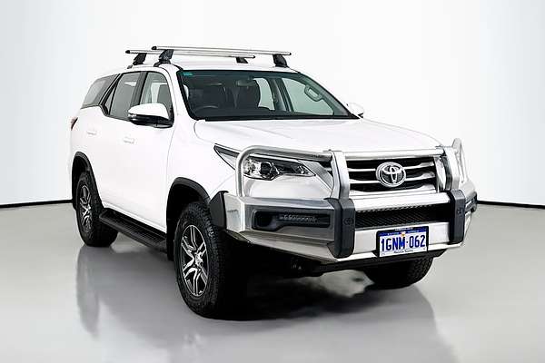 2018 Toyota Fortuner GX GUN156R