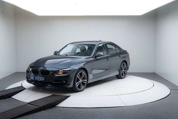 2012 BMW 3 Series 320i F30