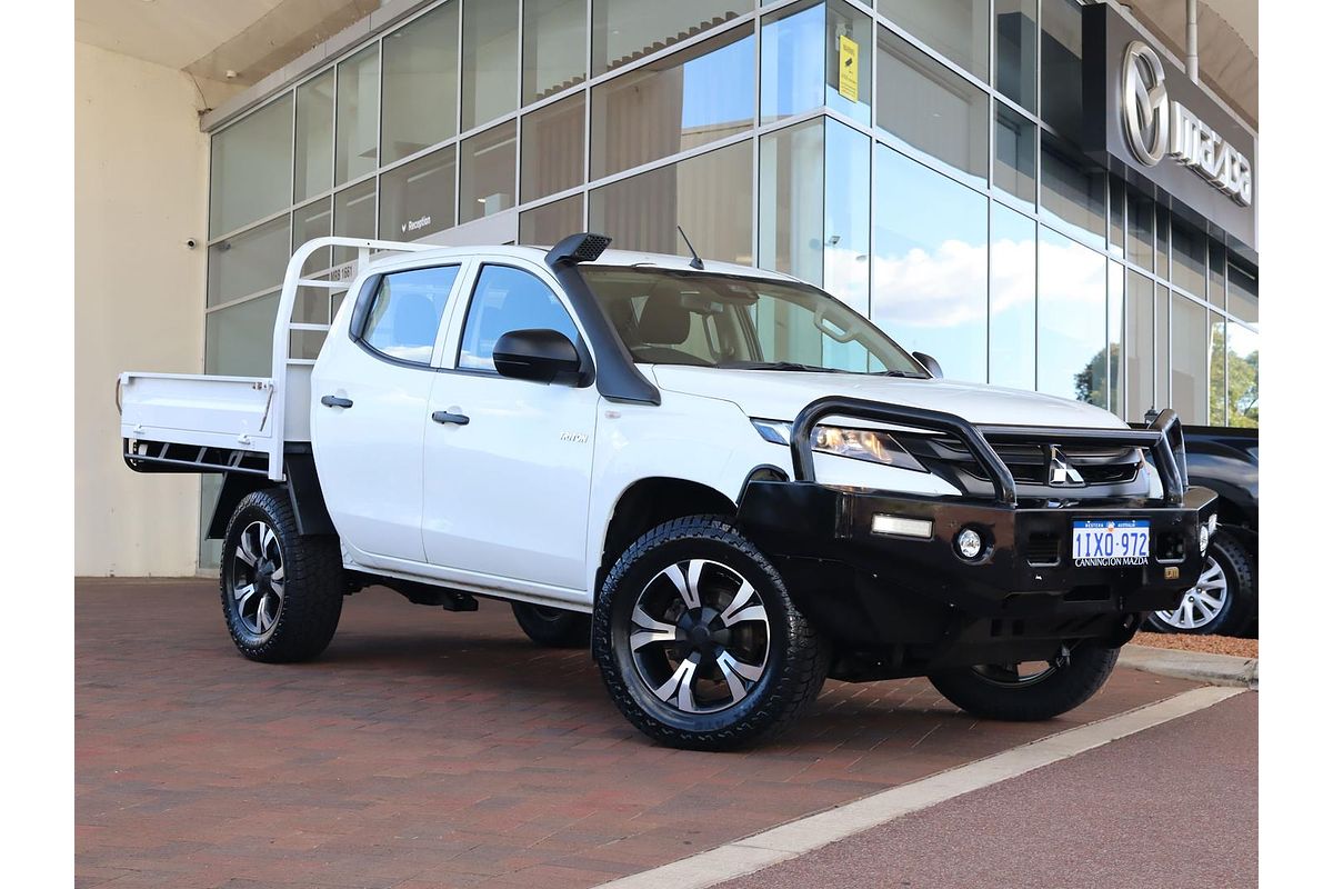 2022 Mitsubishi Triton GLX MR 4X4