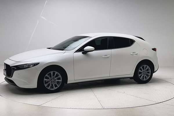 2021 Mazda 3 G20 Pure BP Series thumb-3