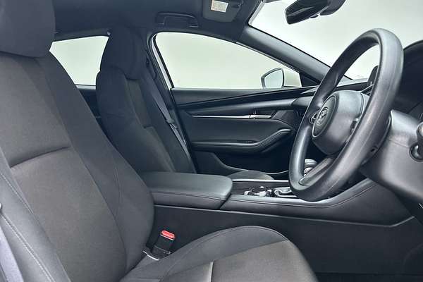 2021 Mazda 3 G20 Pure BP Series thumb-12