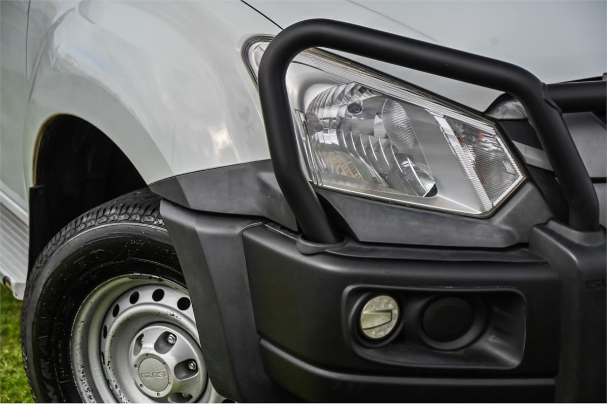 2017 Isuzu D-MAX SX 4X4