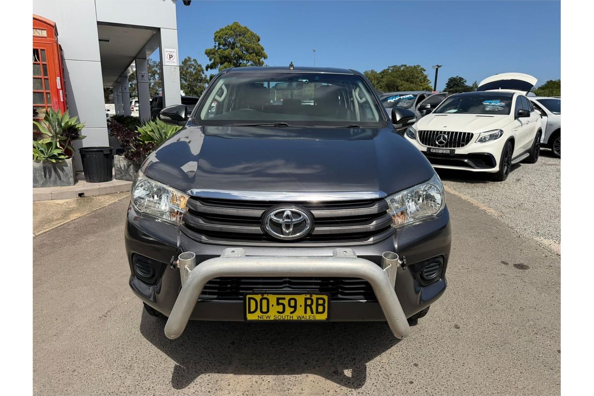 2016 Toyota Hilux SR GUN126R 4X4