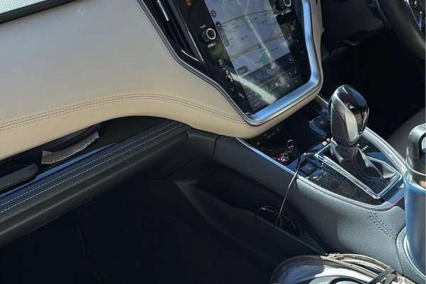 2022 Subaru Outback AWD Touring 6GEN thumb-6