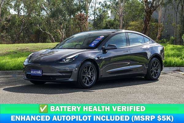 2022 Tesla Model 3 Rear-Wheel Drive