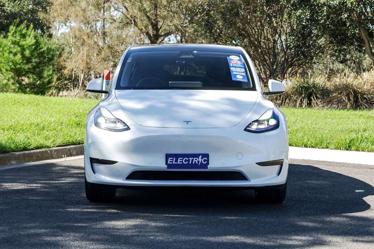 2022 Tesla Model Y Rear-Wheel Drive