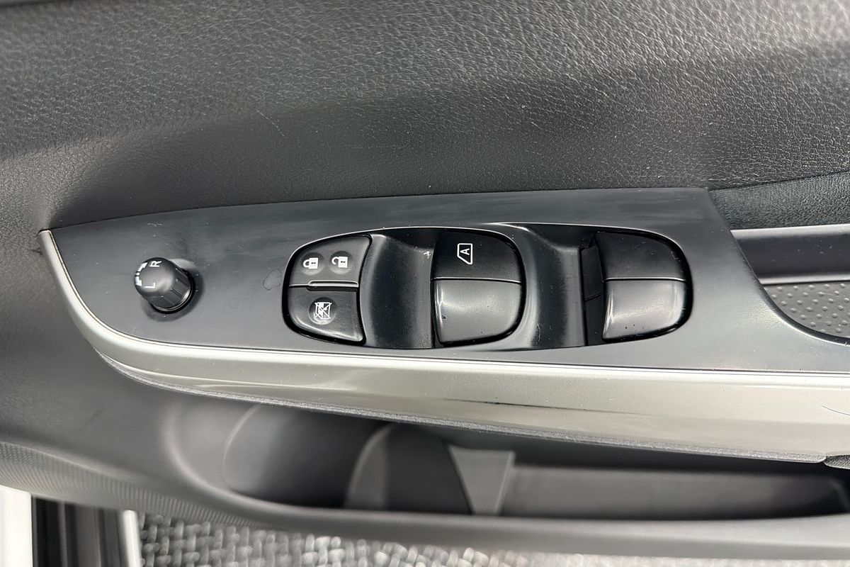 2018 Nissan Navara ST D23 Series 3 4X4