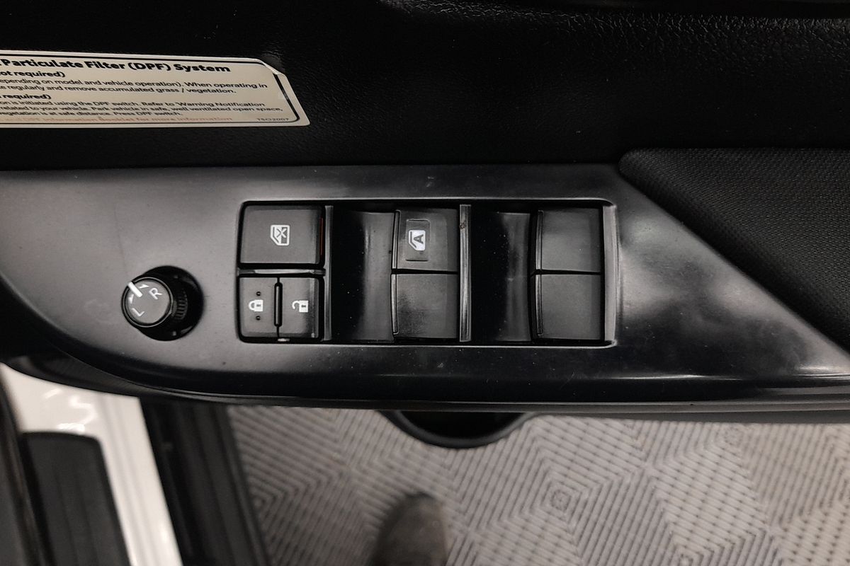 2022 Toyota Hilux SR GUN126R 4X4