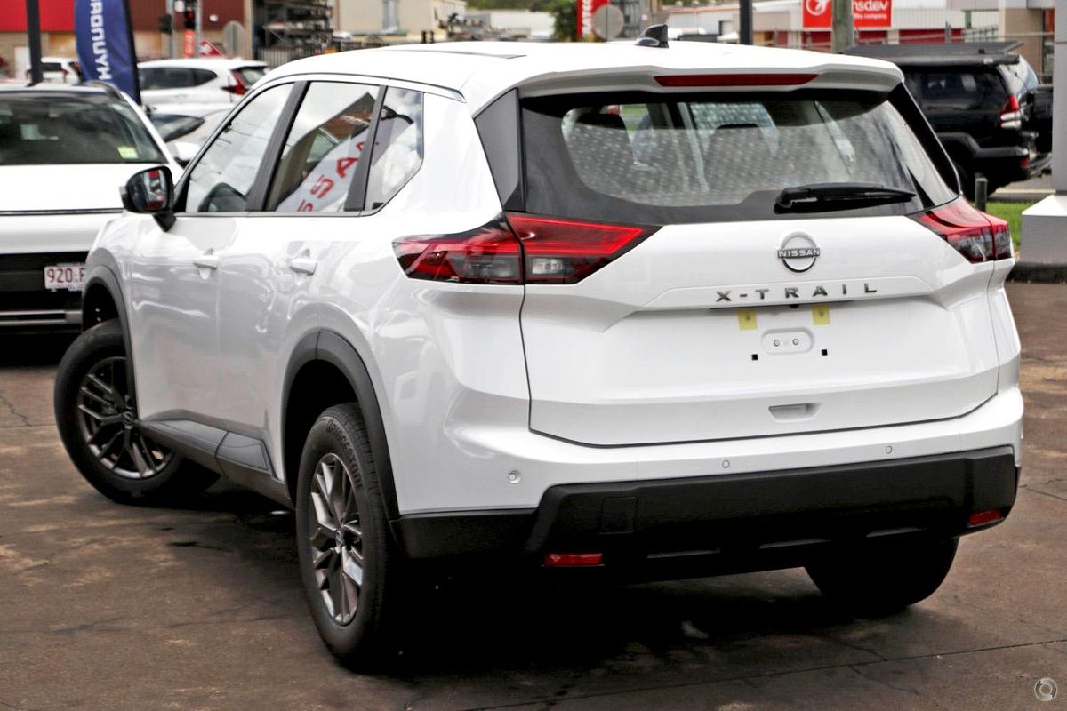 2026 Nissan X-TRAIL ST T33