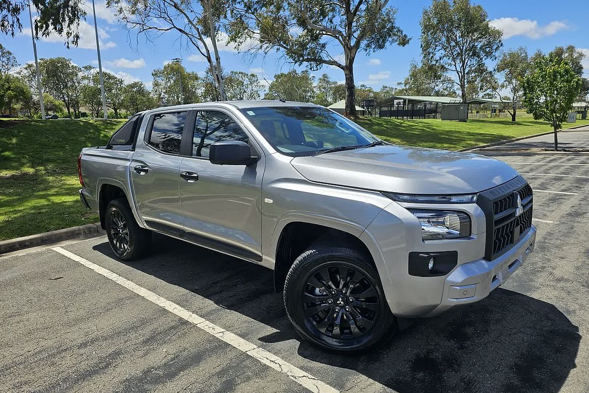 2025 Mitsubishi Triton GLX-R MV 4X4
