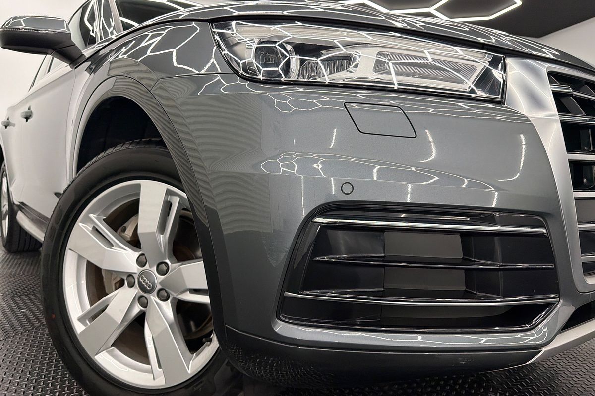 2019 Audi Q5 40 TDI design FY