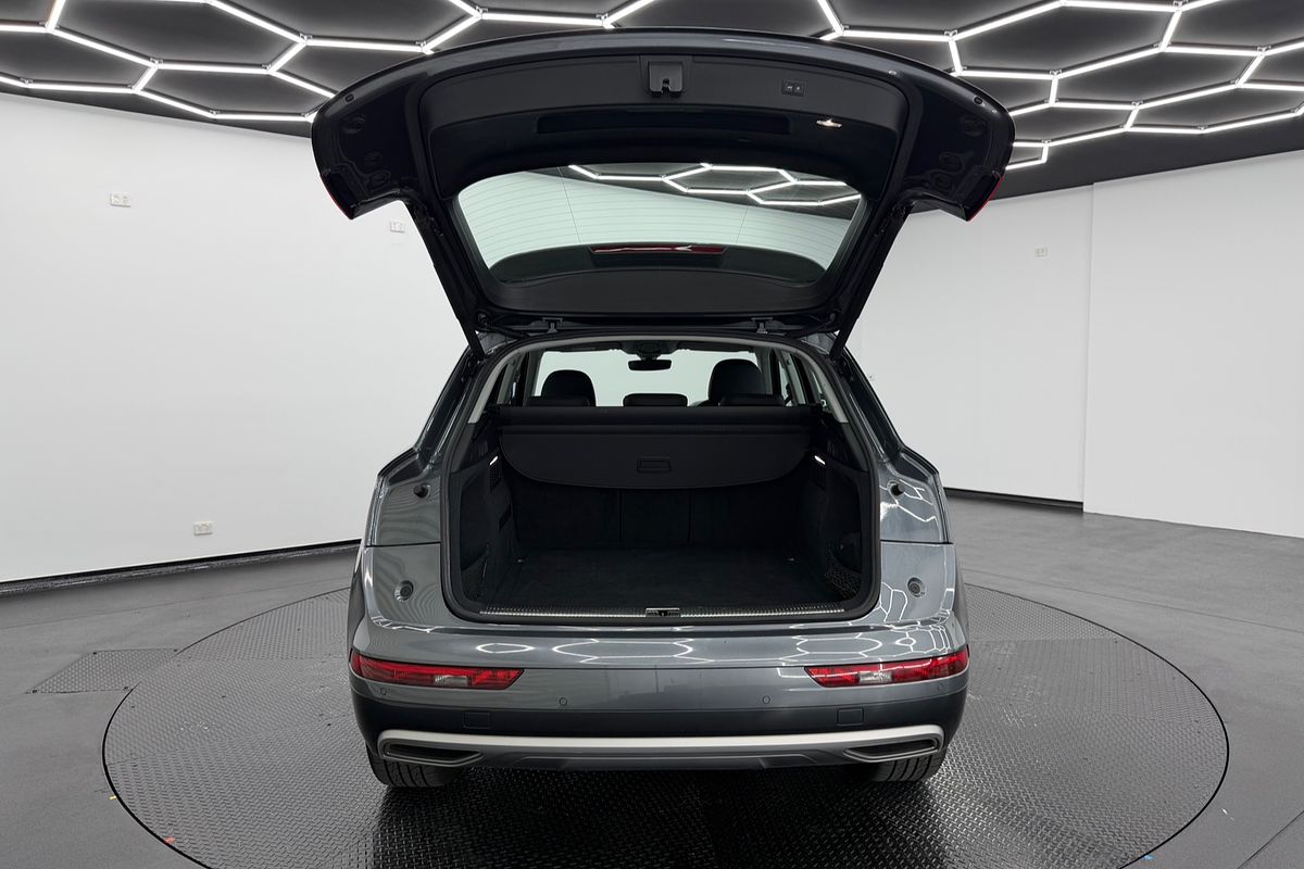 2019 Audi Q5 40 TDI design FY