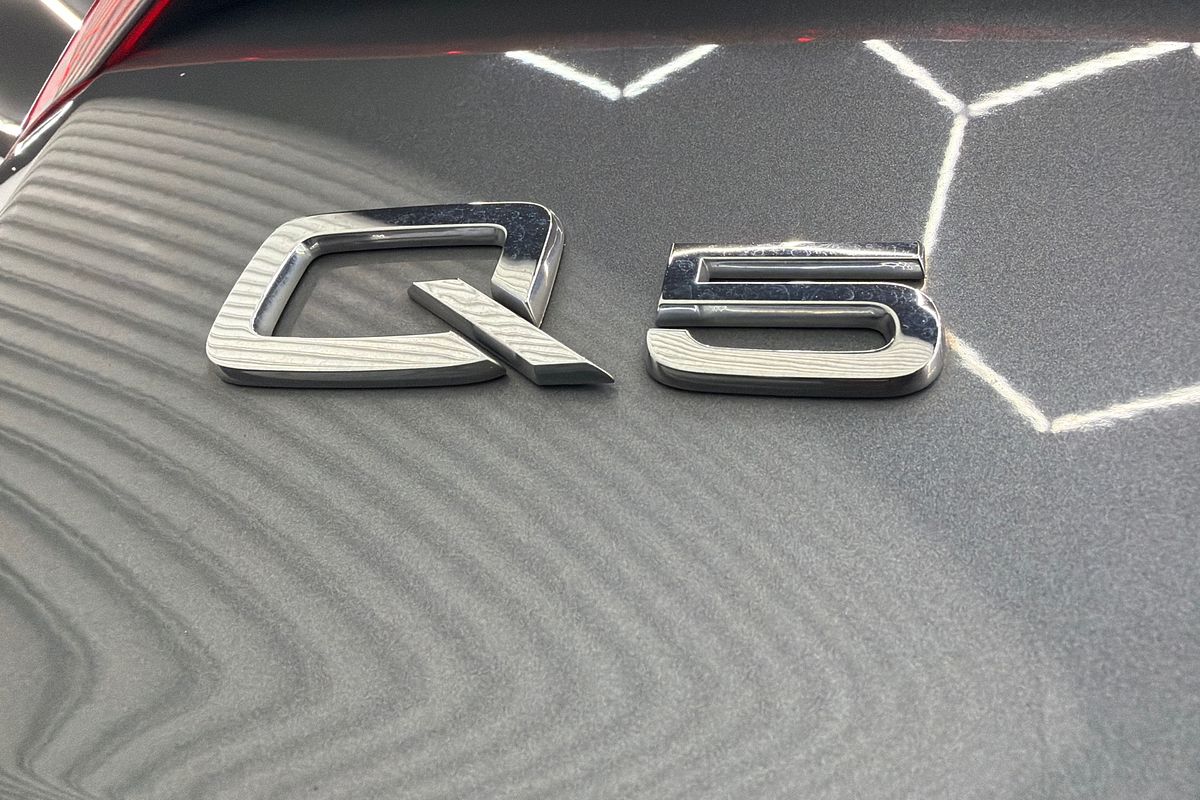 2019 Audi Q5 40 TDI design FY