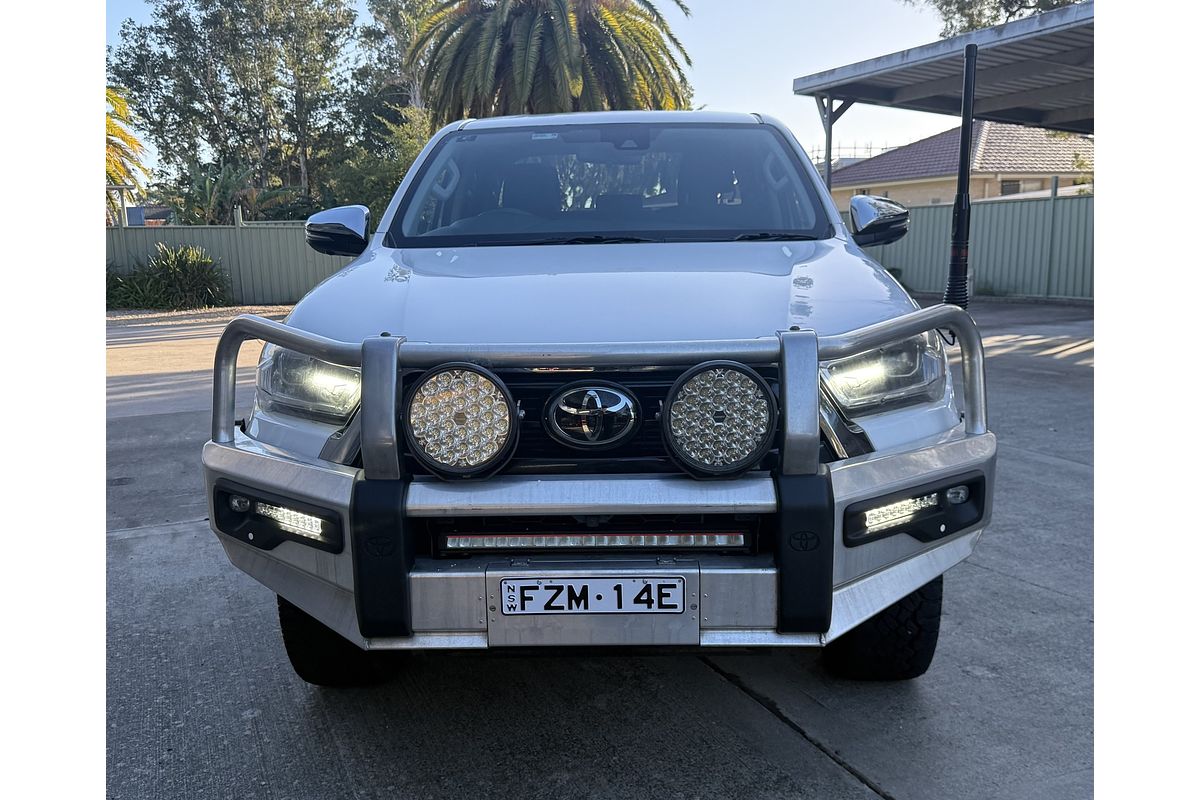 2022 Toyota Hilux SR5 GUN126R 4X4