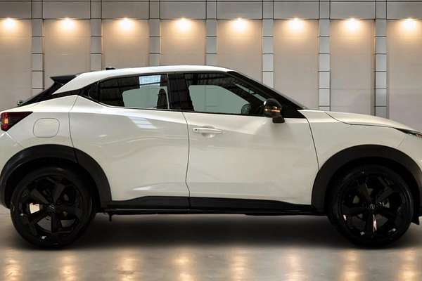2023 Nissan JUKE ST-L F16