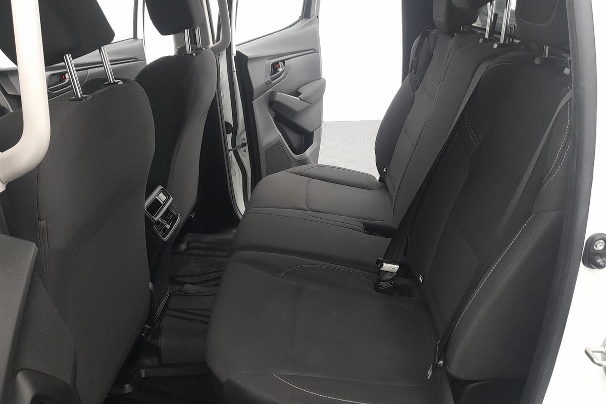 2021 Isuzu D-MAX SX High Ride  Rear Wheel Drive