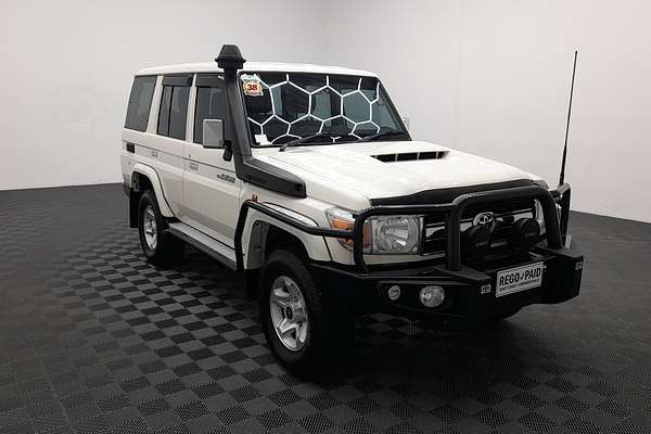 2022 Toyota Landcruiser GXL VDJ76R