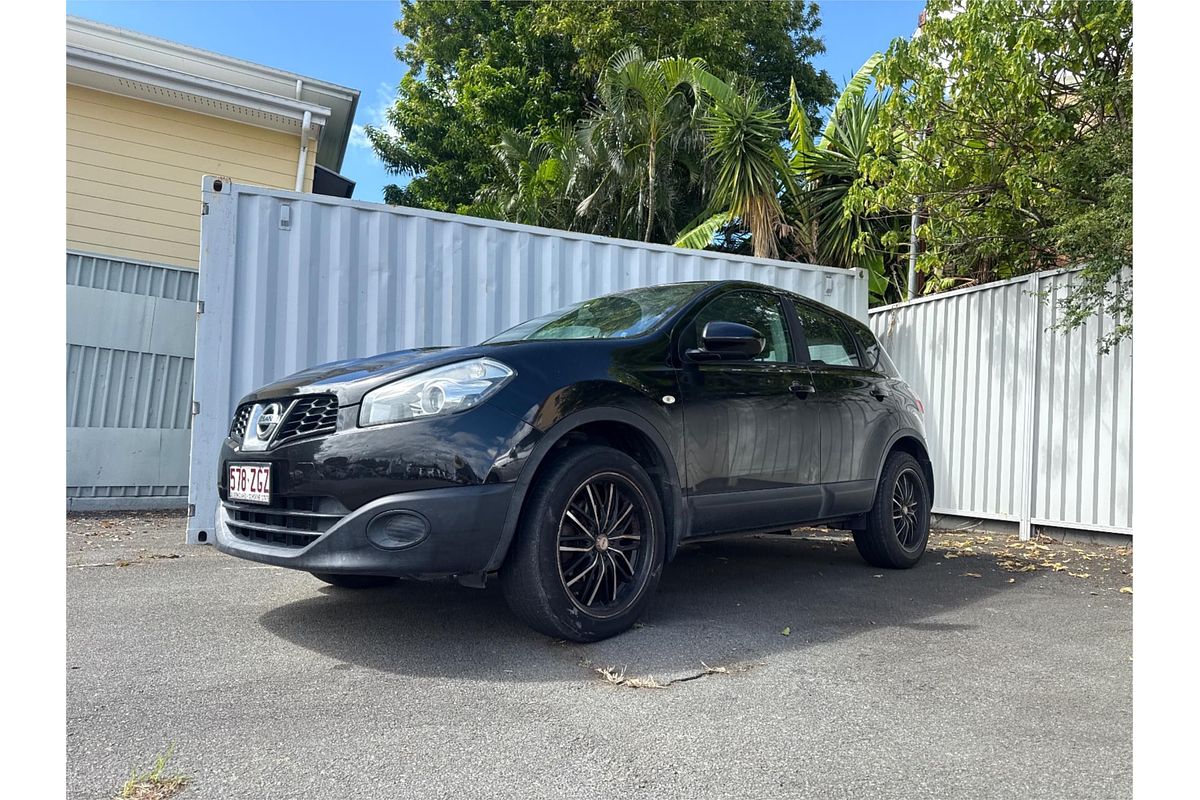 2013 Nissan Dualis ST J10 Series 4