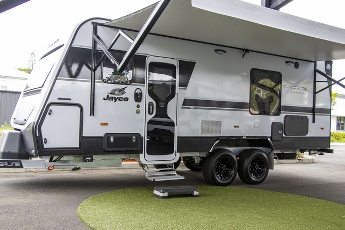 2026 Jayco SILVERLINE CARAVAN 21.65-3.OB.SL-MY25