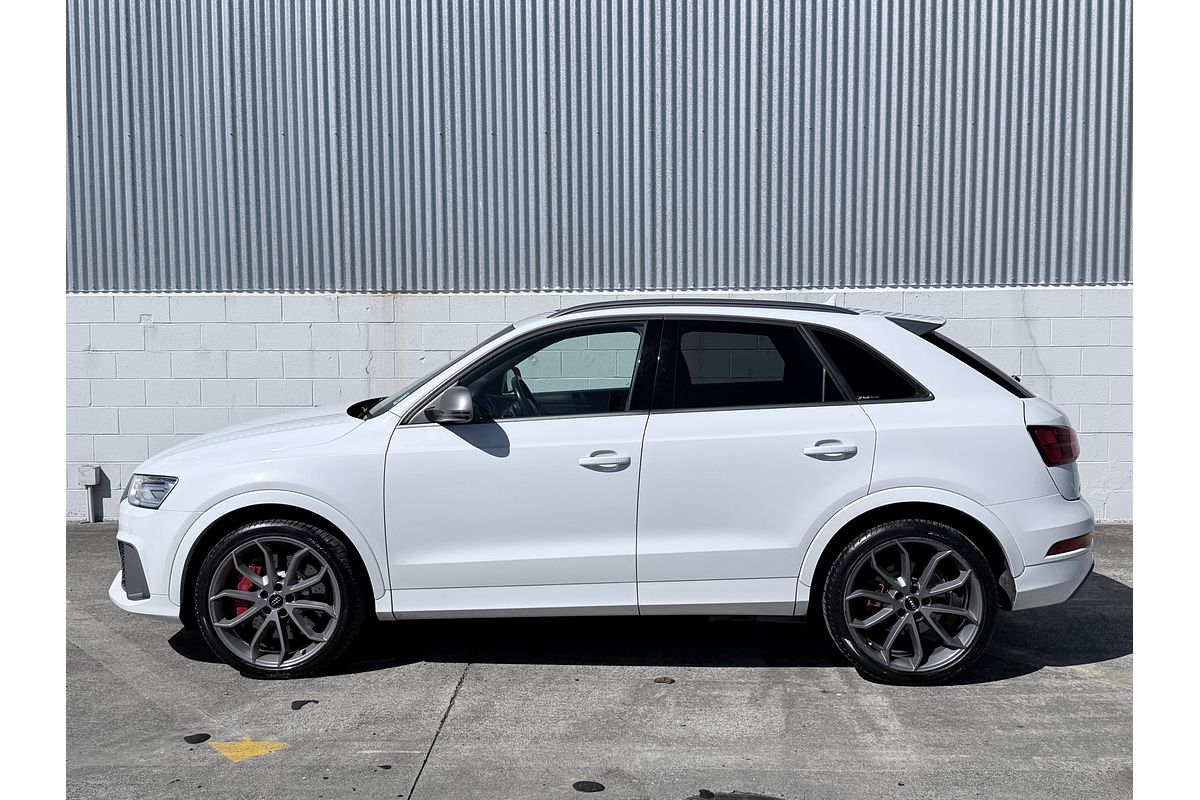 2017 Audi Q3 RS Q3 PERFORMANCE 2. RS Q3 PERFORMANCE 2.