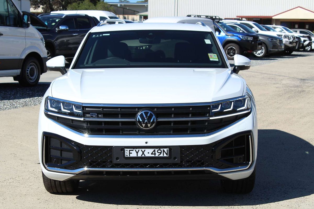 2025 Volkswagen Touareg 210TDI R-Line RC