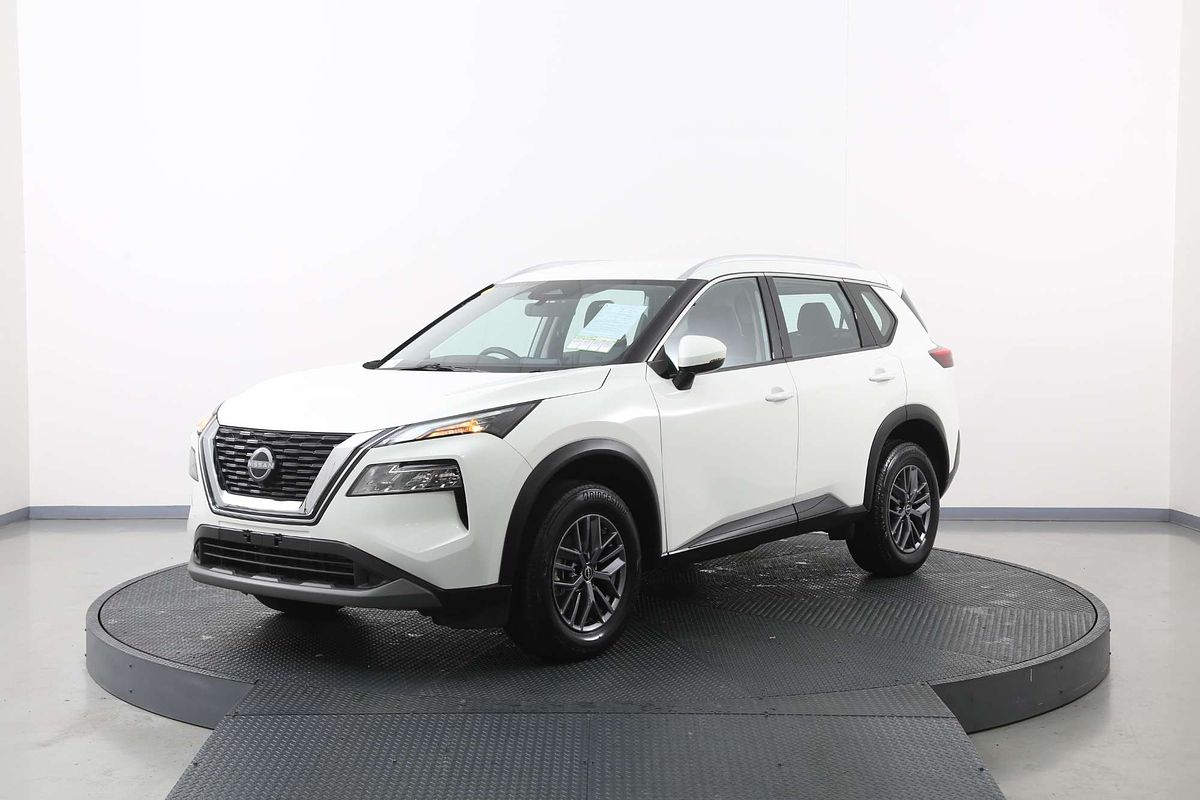 2024 Nissan X-TRAIL ST T33