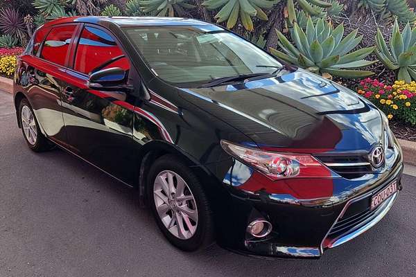 2013 Toyota Corolla Ascent Sport ZRE182R