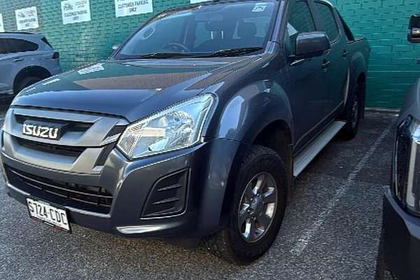 2019 Isuzu D-MAX SX 4X4 thumb-2
