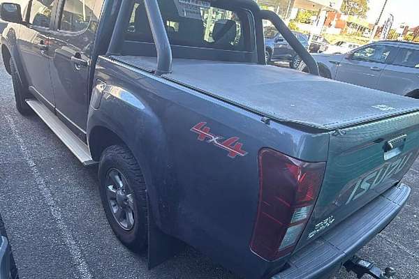 2019 Isuzu D-MAX SX 4X4 thumb-5