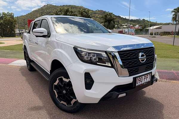2025 Nissan Navara ST-X D23 4X4