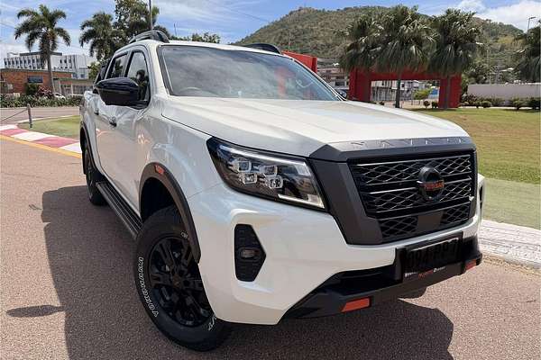 2025 Nissan Navara PRO-4X D23 4X4