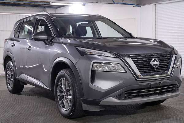 2024 Nissan X-TRAIL ST T33