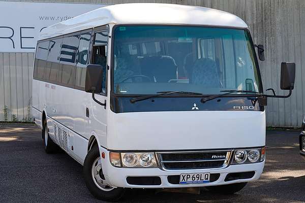 2017 Fuso Rosa Deluxe LWB