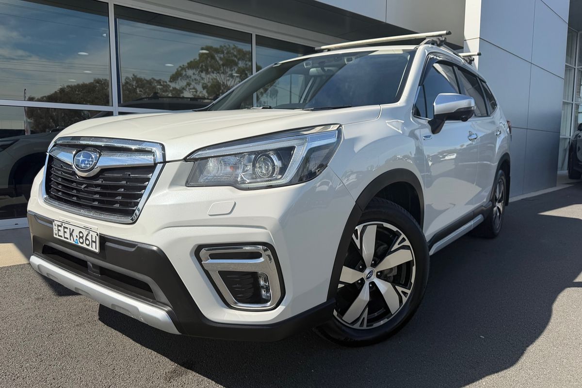2019 Subaru Forester Hybrid S S5