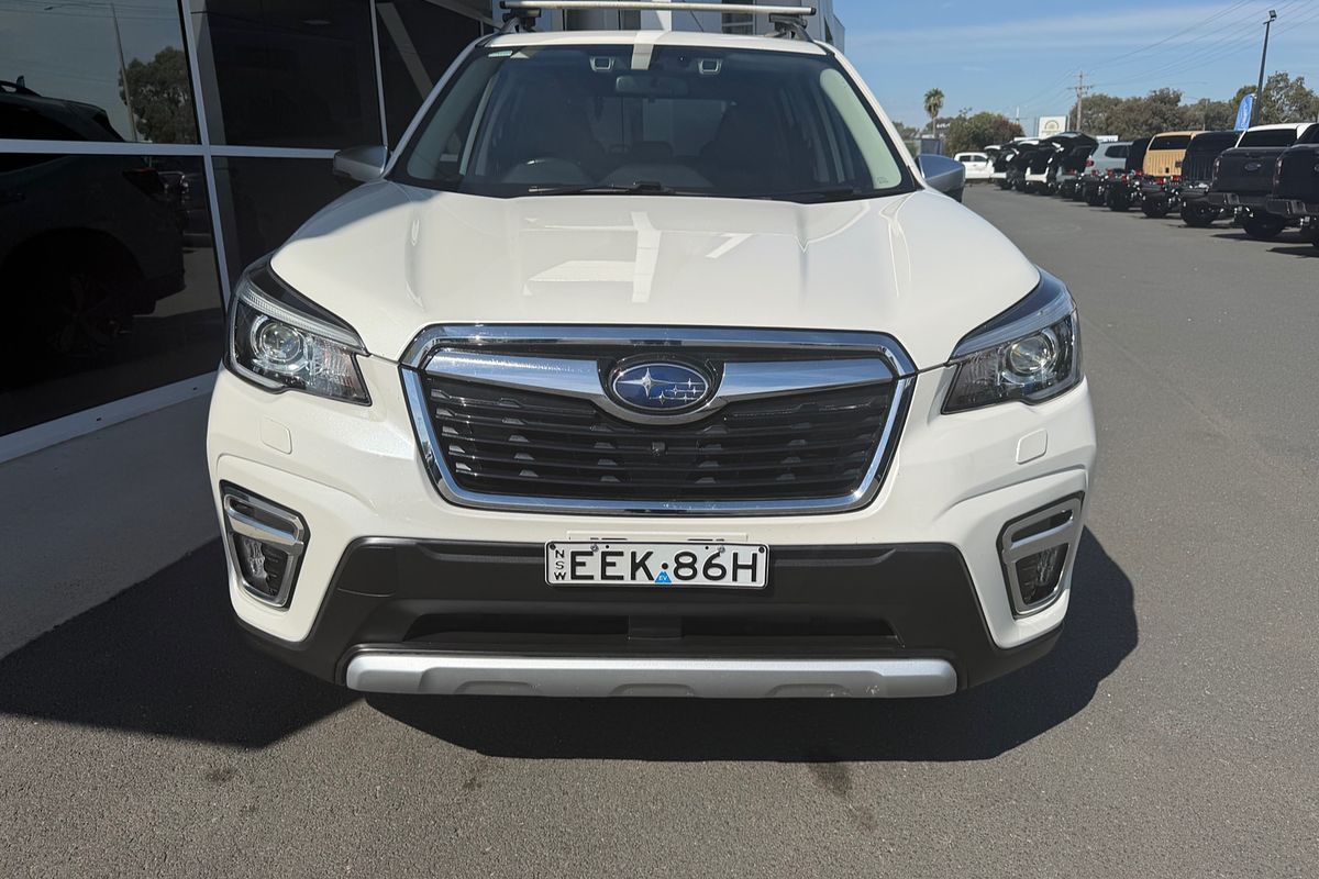 2019 Subaru Forester Hybrid S S5